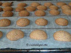 Macarons aux amandes (amaretti)
