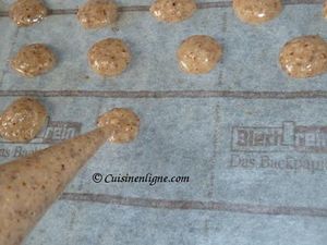 Macarons aux amandes (amaretti)