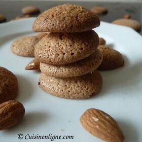 macarons-aux-amandes-amaretti-par-laure