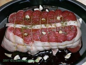 Rôti de boeuf à l'ail