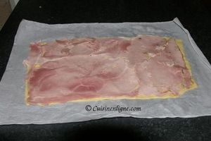 escargots et palmiers feuilletés au jambon