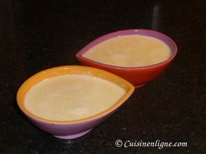 Semoule au lait à la fleur d'oranger