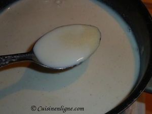Semoule au lait à la fleur d'oranger