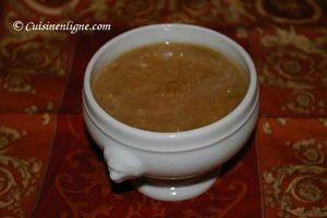 Soupe à l'oignon gratinée