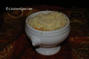 Soupe à l'oignon gratinée