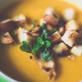 soupe-legere-et-vegetalienne-de-carottes-au-curry-par-laure